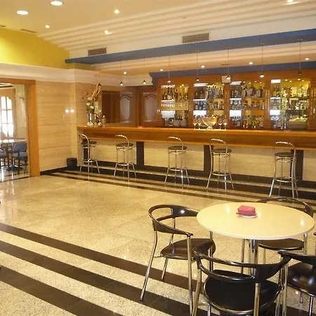 Complejo Paris Hotel 3*